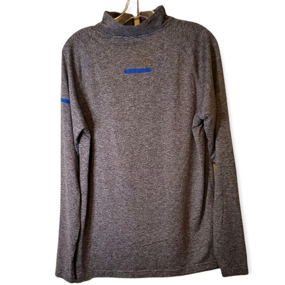 PENNANT | Men’s heathered-gray Folds of Honor 1/4 pullover shirt. Size small. - Picture 2 of 6